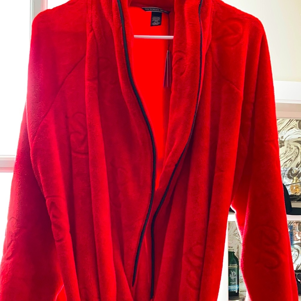 NWT Victoria Secret Robe
